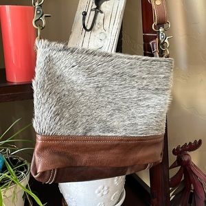 Maya Bag - Cross body purse